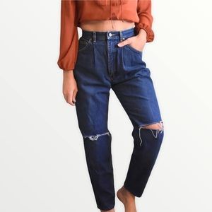Vintage dark wash Lee mom jeans distressed high waisted